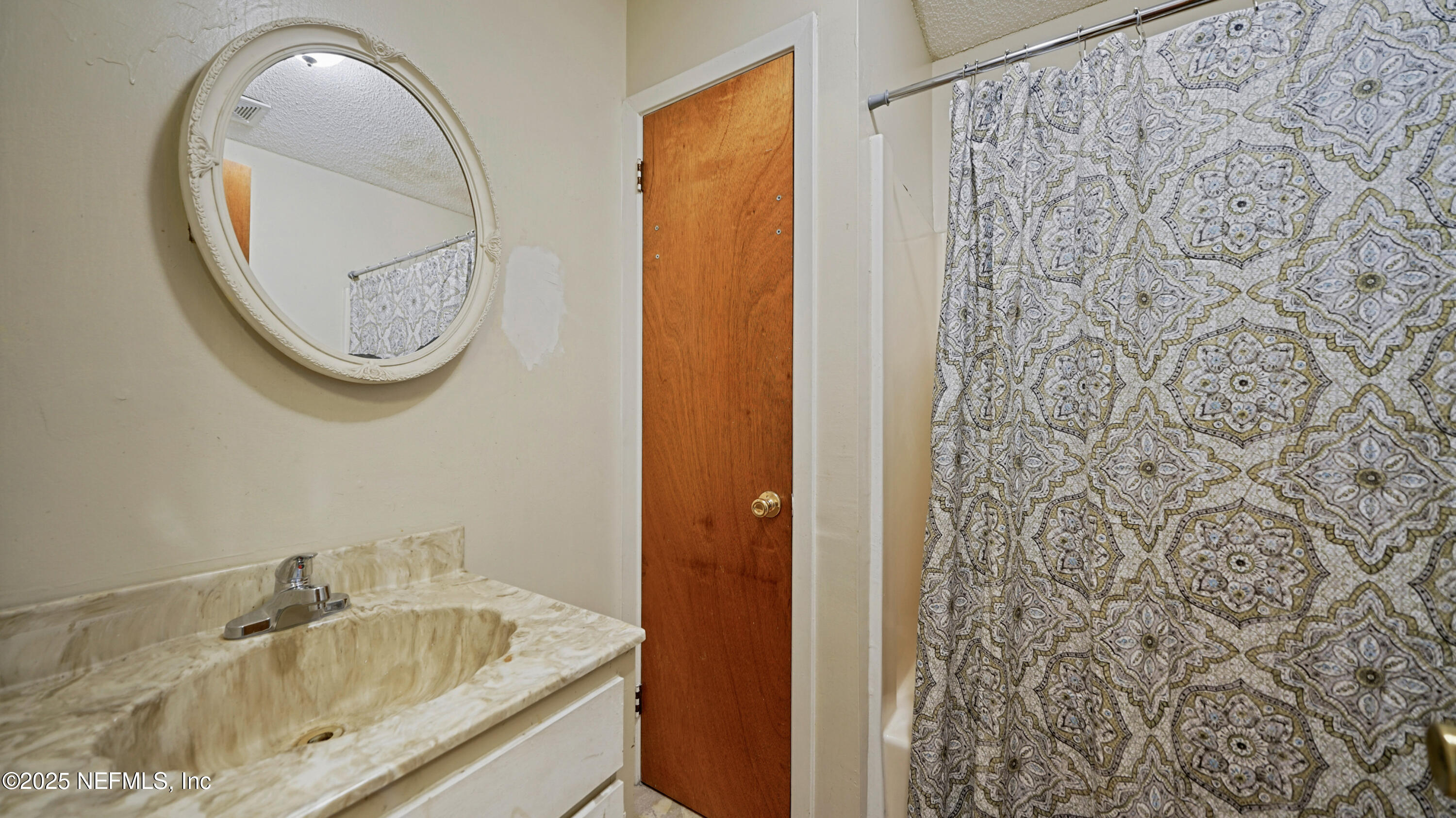 Single Family Residence in Glen St. Mary FL 11519 CONFEDERATE Drive 14.jpg