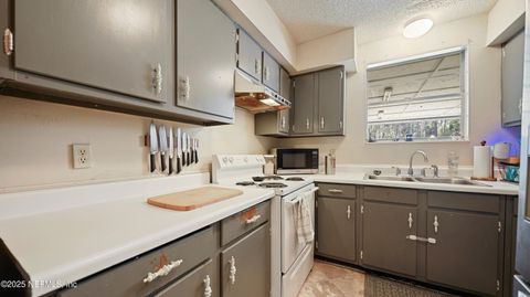 Single Family Residence in Glen St. Mary FL 11519 CONFEDERATE Drive 7.jpg