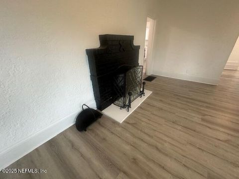 Single Family Residence in Jacksonville FL 939 JASMINE Place 26.jpg
