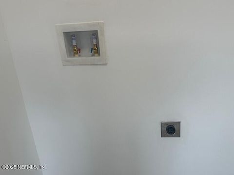 Single Family Residence in Jacksonville FL 939 JASMINE Place 23.jpg
