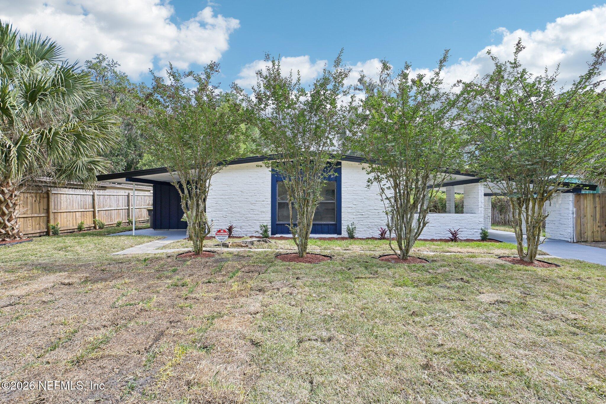 5444 Keystone Dr, Jacksonville, FL 32207