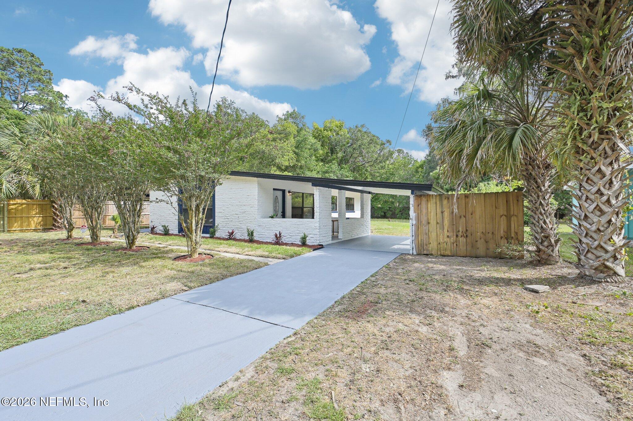 5444 Keystone Dr, Jacksonville, FL 32207 photo