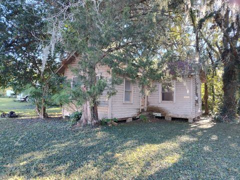 Single Family Residence in Waldo FL 14523 NE WALDO Road.jpg