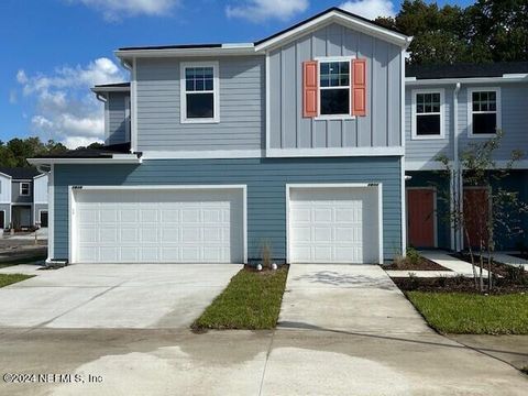 Townhouse in Jacksonville FL 13550 UTE Place.jpg
