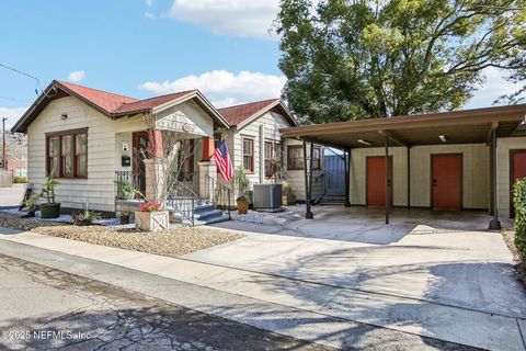 Single Family Residence in Jacksonville FL 1639 TALBOT Avenue 30.jpg