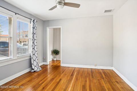 Single Family Residence in Jacksonville FL 1639 TALBOT Avenue 42.jpg