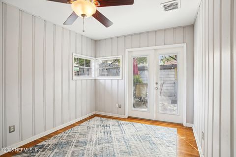 Single Family Residence in Jacksonville FL 1639 TALBOT Avenue 44.jpg