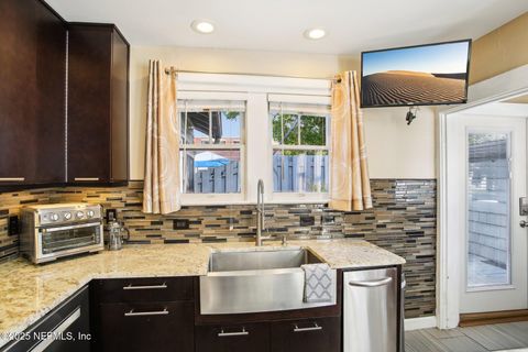 Single Family Residence in Jacksonville FL 1639 TALBOT Avenue 38.jpg