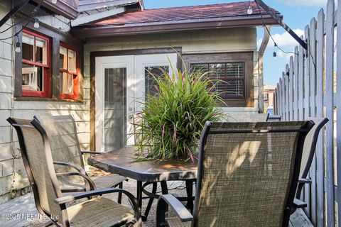 Single Family Residence in Jacksonville FL 1639 TALBOT Avenue 39.jpg