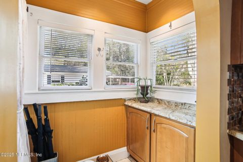 Single Family Residence in Jacksonville FL 1639 TALBOT Avenue 16.jpg