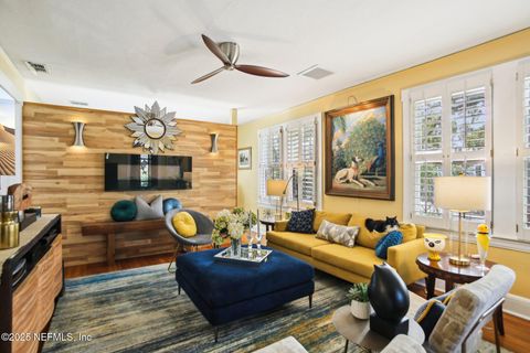 Single Family Residence in Jacksonville FL 1639 TALBOT Avenue 4.jpg