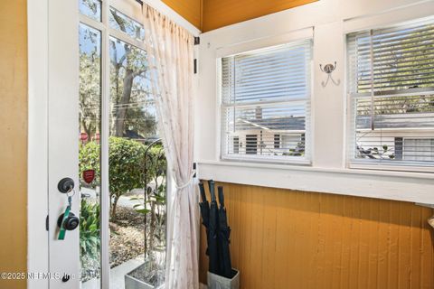 Single Family Residence in Jacksonville FL 1639 TALBOT Avenue 17.jpg